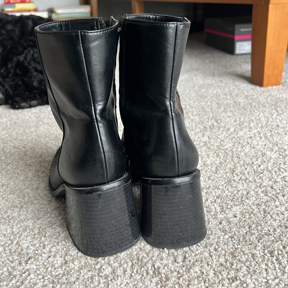 Sam Edelman Winnie Boot - Picture 4 of 7